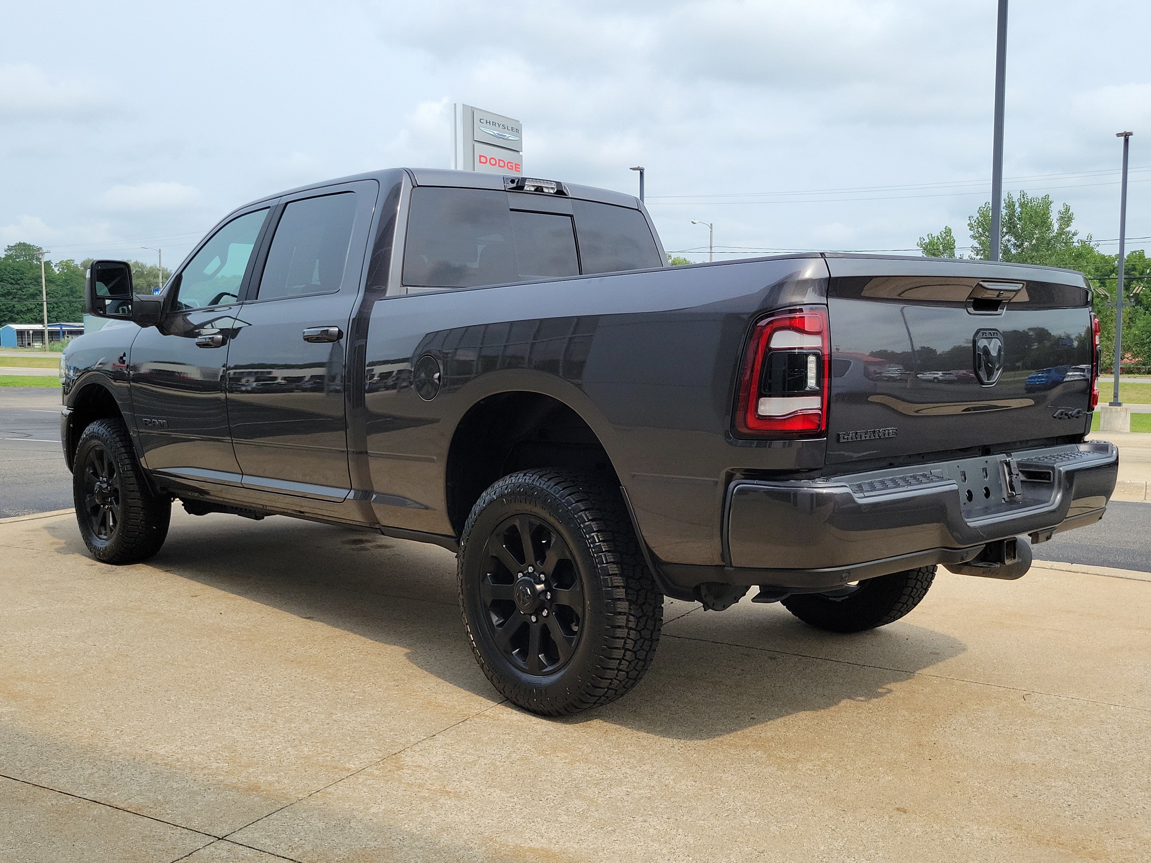 Used 2023 RAM 2500 Laramie w/ Night Edition AWD/4WD image 3