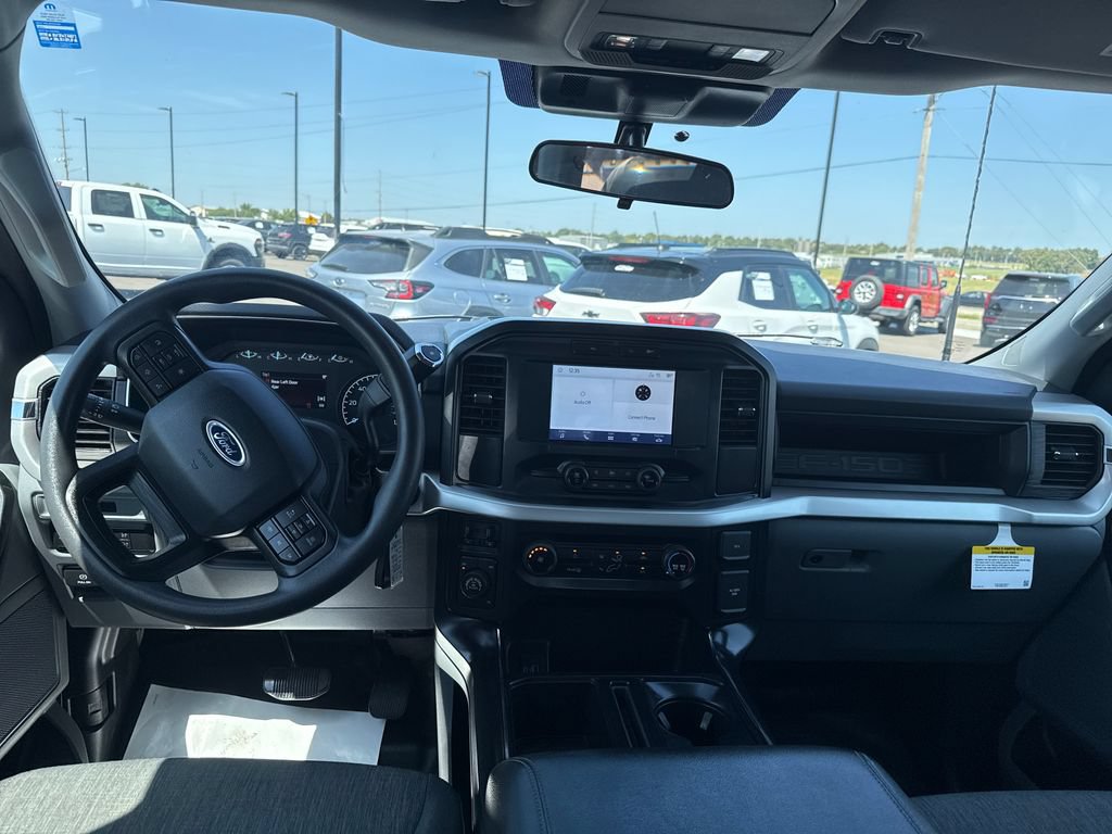 Used 2022 Ford F150 XL w/ Equipment Group 101A High AWD/4WD image 12