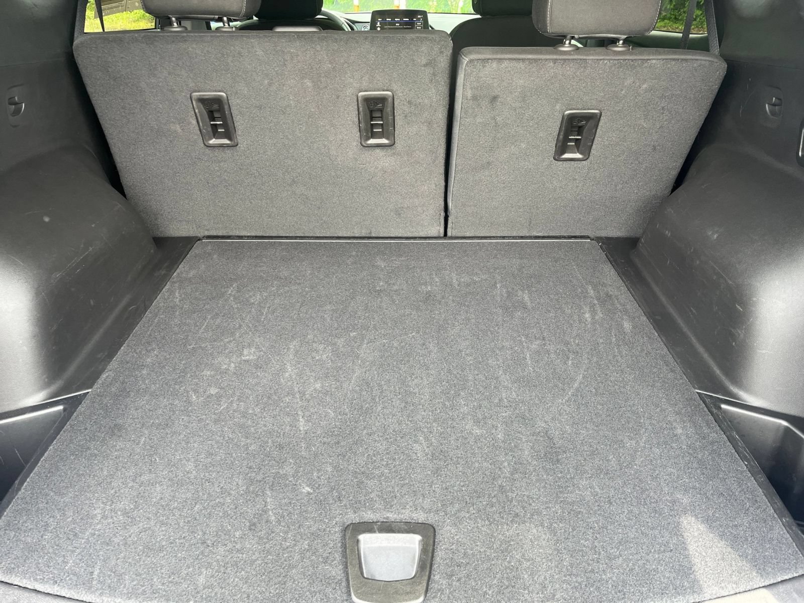 Used 2025 Chevrolet Blazer LT FWD image 32