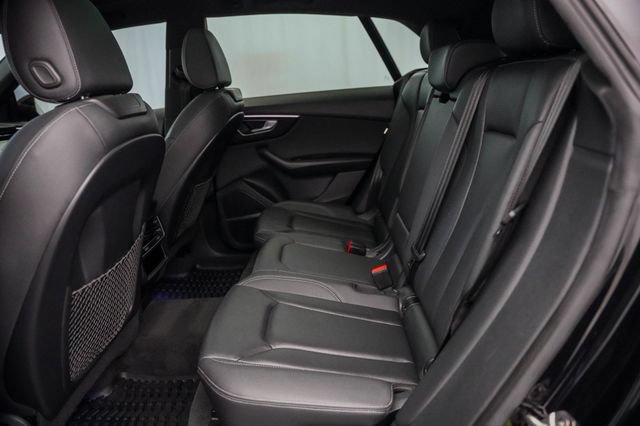 Used 2021 Audi Q8 Premium Plus w/ Premium Plus Package AWD/4WD image 24