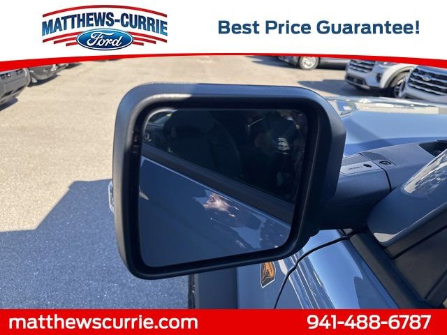 New 2025 Ford Bronco Badlands image 8