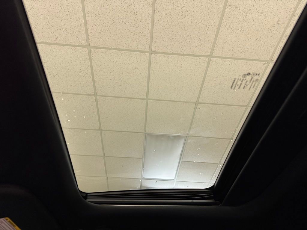 Used 2021 Dodge Durango SRT w/ Technology Group AWD/4WD image 46