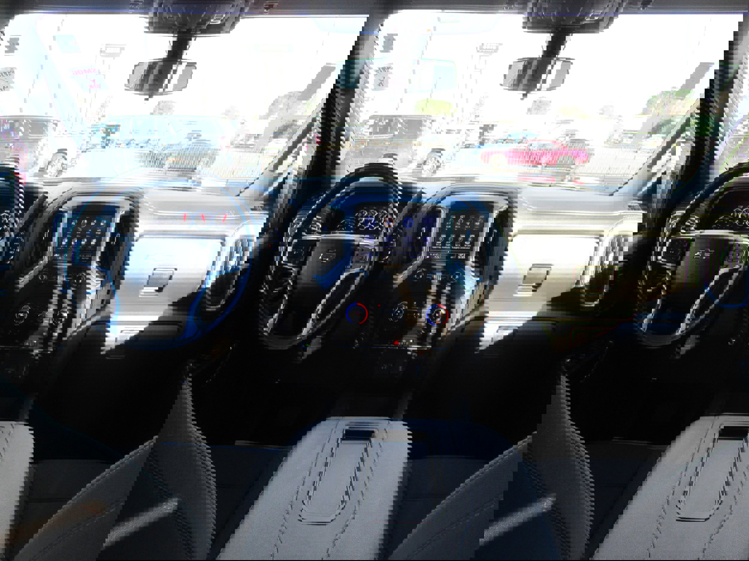 Used 2021 Chevrolet Silverado 1500 LT Trail Boss AWD/4WD image 14