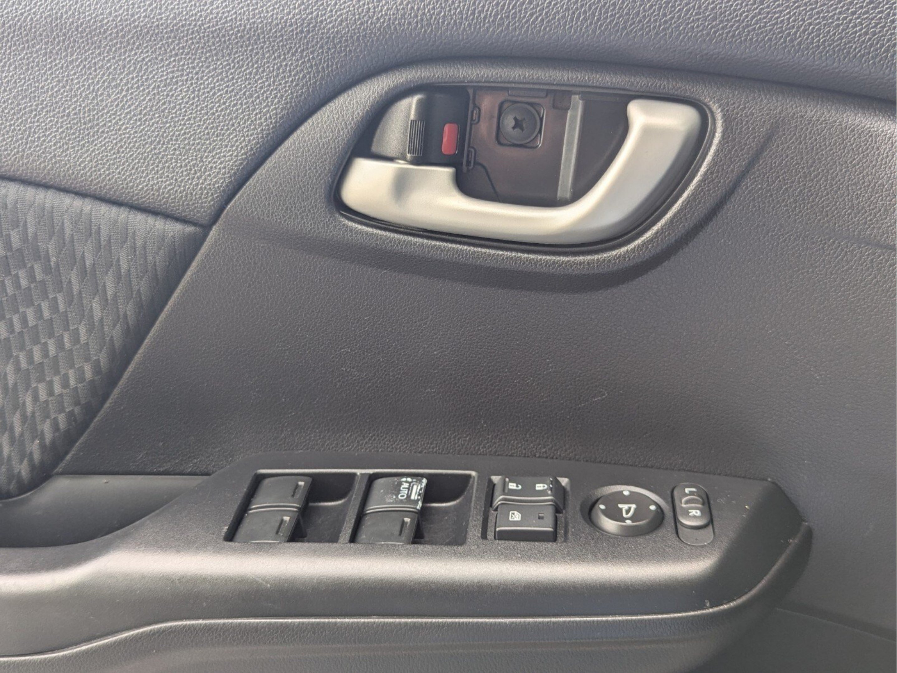 Used 2015 Honda Civic SE image 12