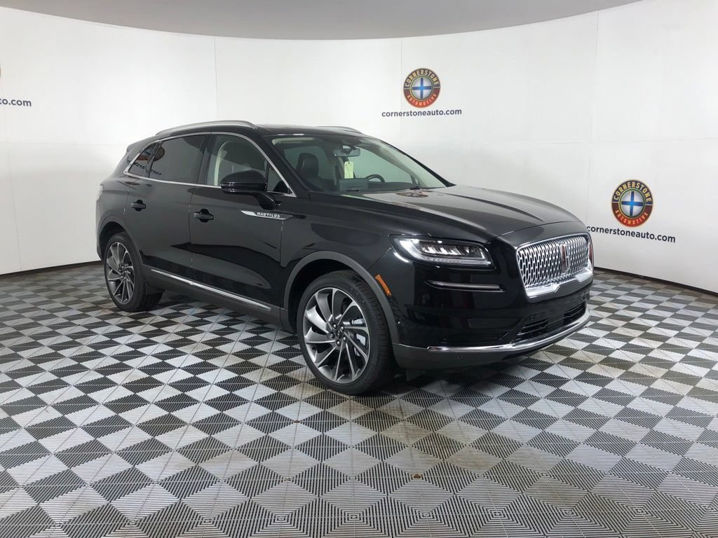 Used 2022 Lincoln Nautilus Reserve w/ Equipment Group 201A AWD/4WD image 16