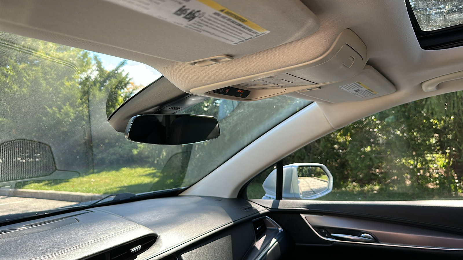 Used 2018 Cadillac XT5 Premium Luxury image 24