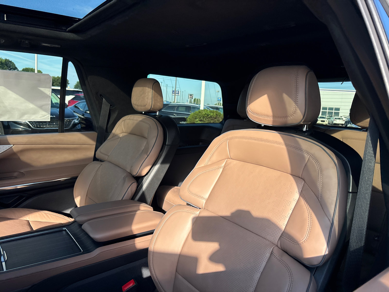 New 2027 Lincoln Navigator Black Label AWD/4WD image 26