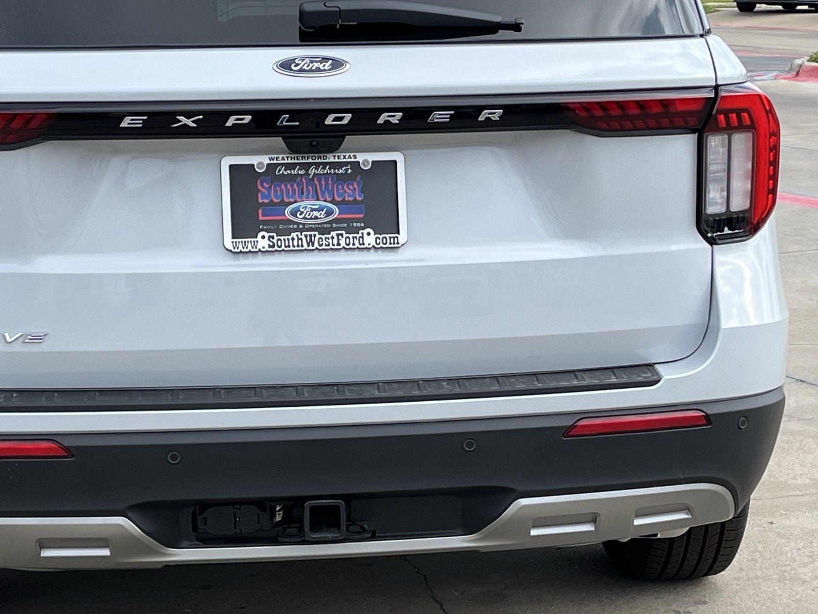 New 2026 Ford Explorer Active w/ Active Comfort Package RWD image 6