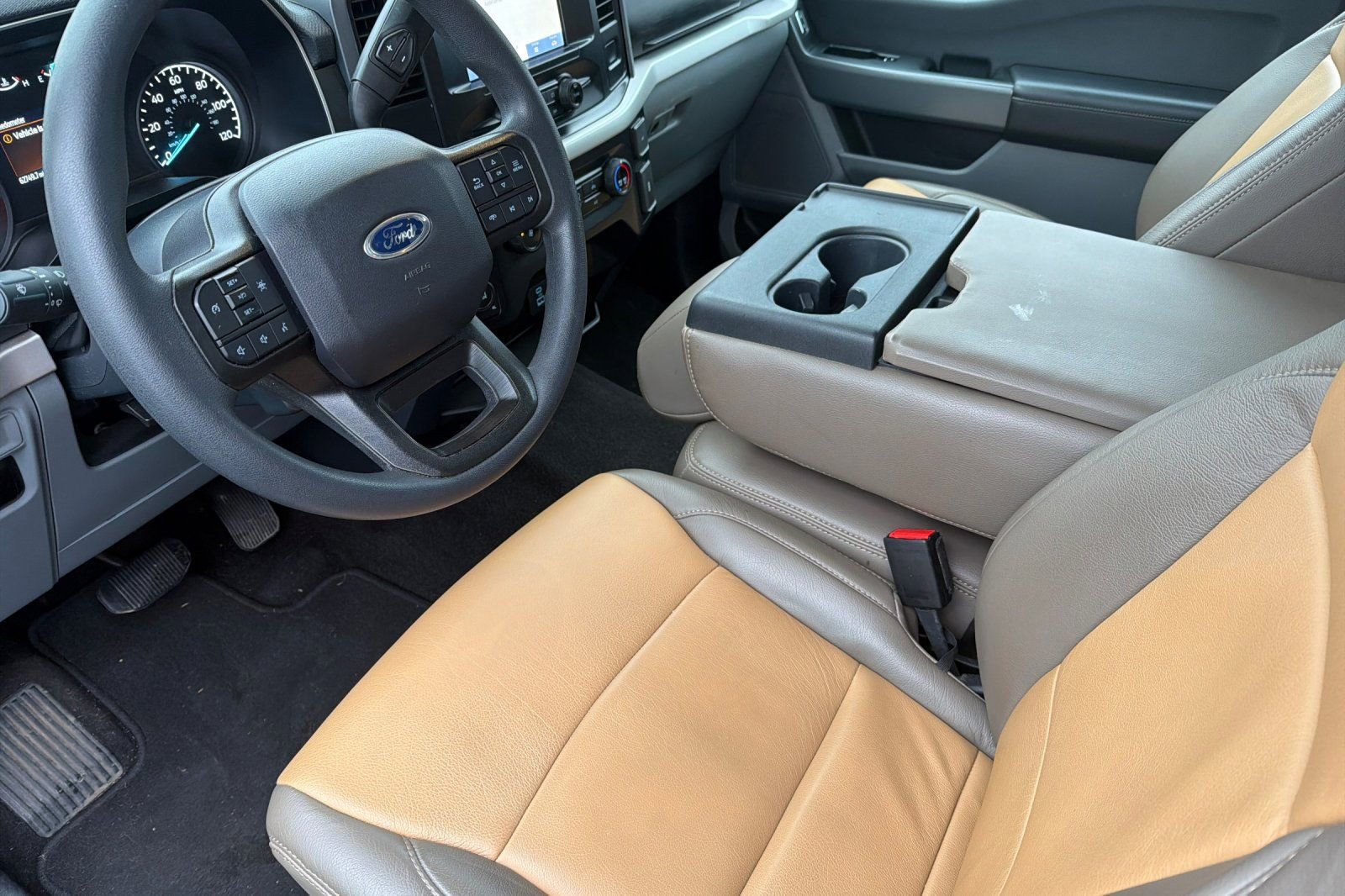 Used 2023 Ford F150 XLT image 7