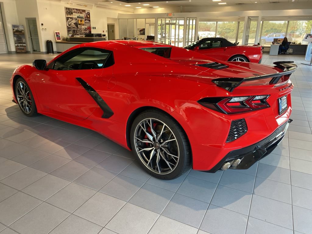 Used 2025 Chevrolet Corvette Stingray Premium Conv w/ Z51 Performance Package image 4