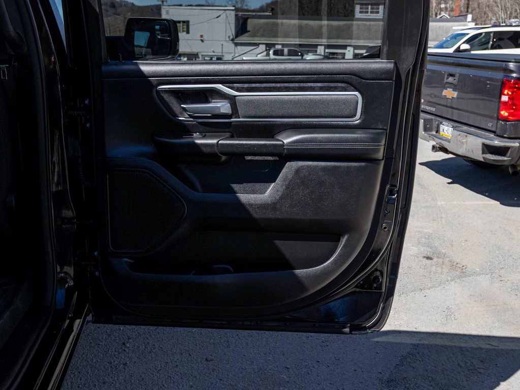Used 2023 RAM 1500 Big Horn AWD/4WD image 14