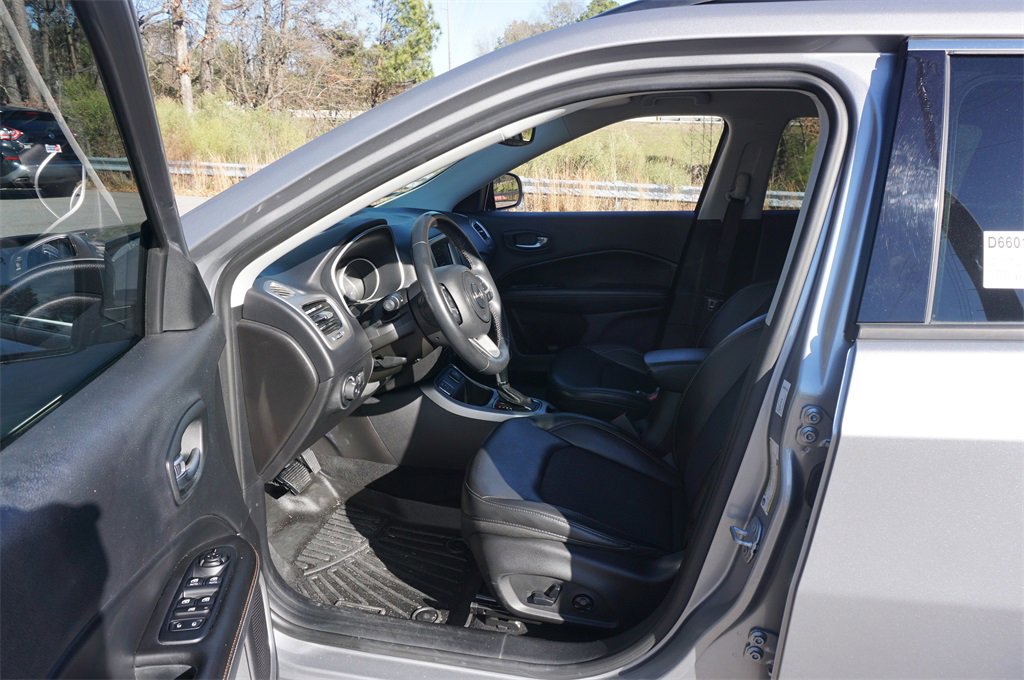 Used 2019 Jeep Compass Latitude w/ Popular Equipment Group image 2