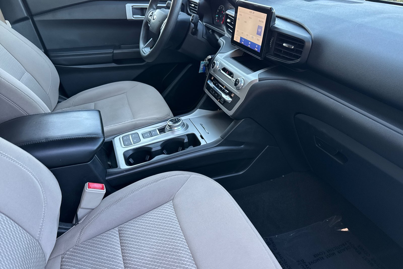 Used 2021 Ford Explorer 2WD image 23