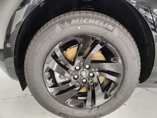 New 2026 Land Rover Range Rover Evoque S AWD/4WD image 12