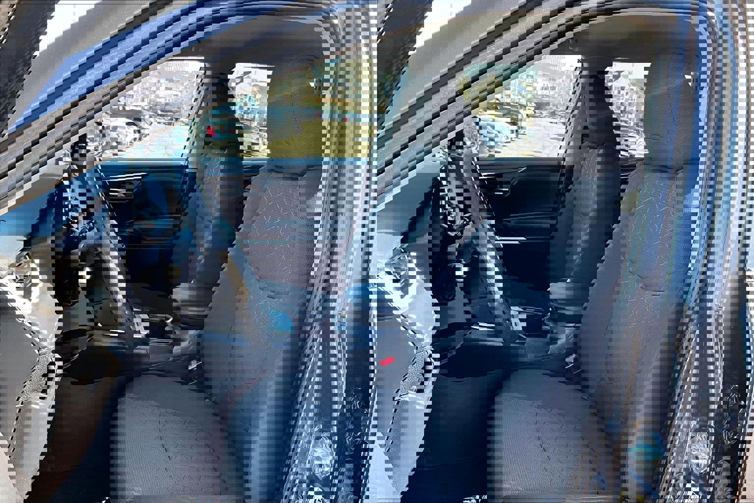 Used 2024 Toyota RAV4 XLE image 23