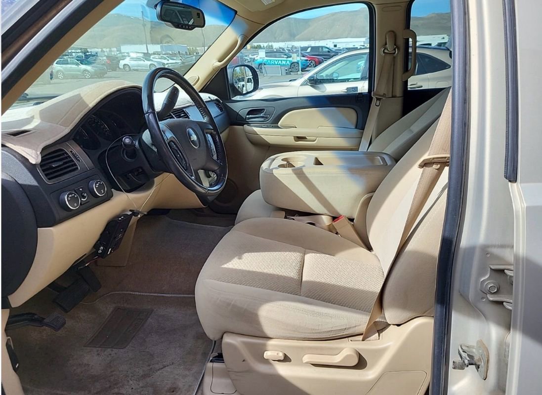 Used 2007 Chevrolet Suburban 2500 LS image 4