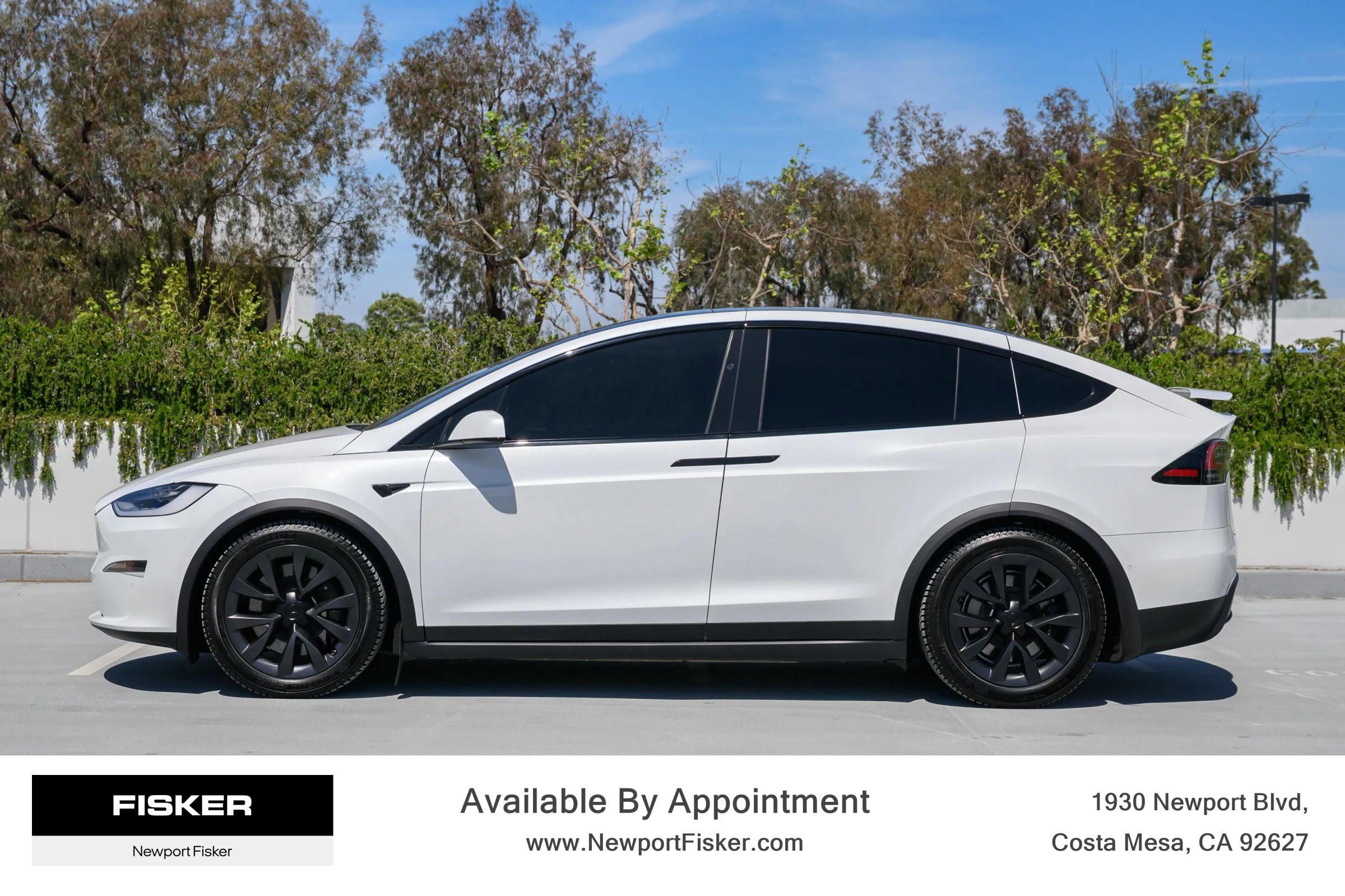 Used 2022 Tesla Model X image 4