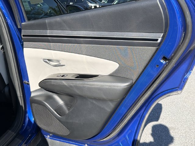 Certified 2024 Hyundai Tucson Limited AWD/4WD image 9