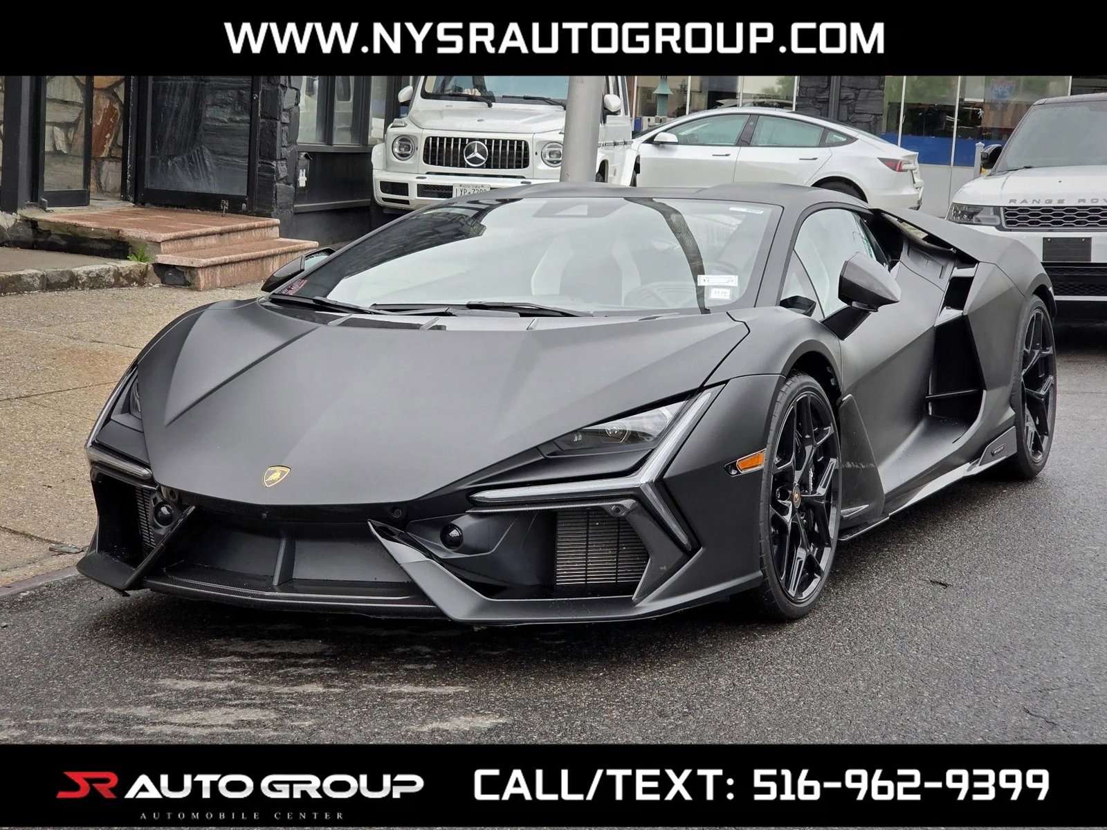Used 2024 Lamborghini Revuelto AWD/4WD image 1