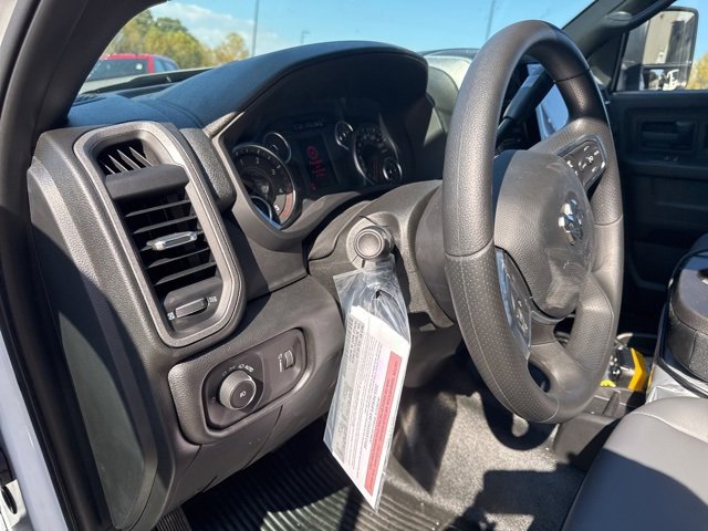 New 2026 RAM 3500 Tradesman image 17