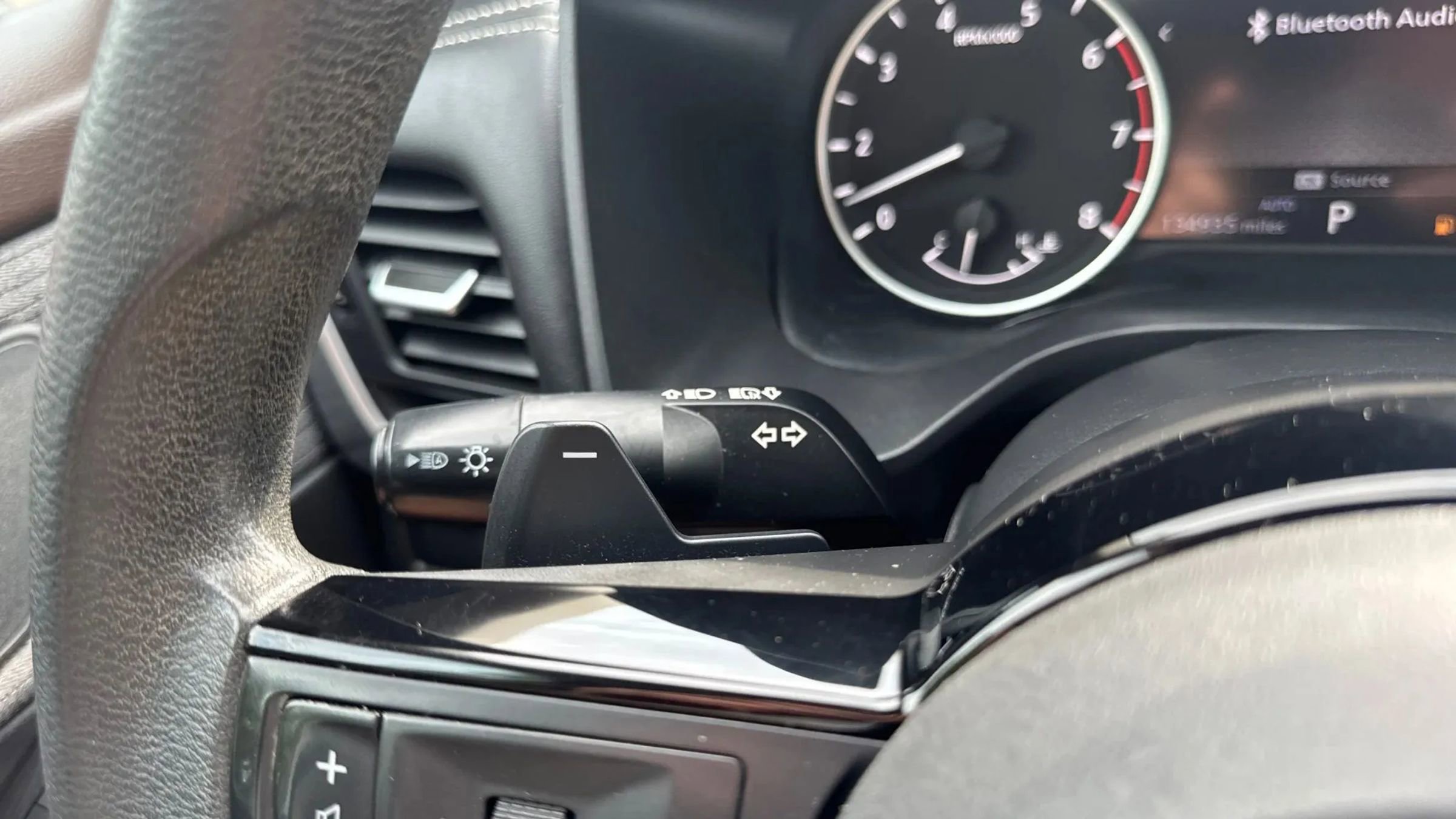 Used 2021 Nissan Rogue S image 25