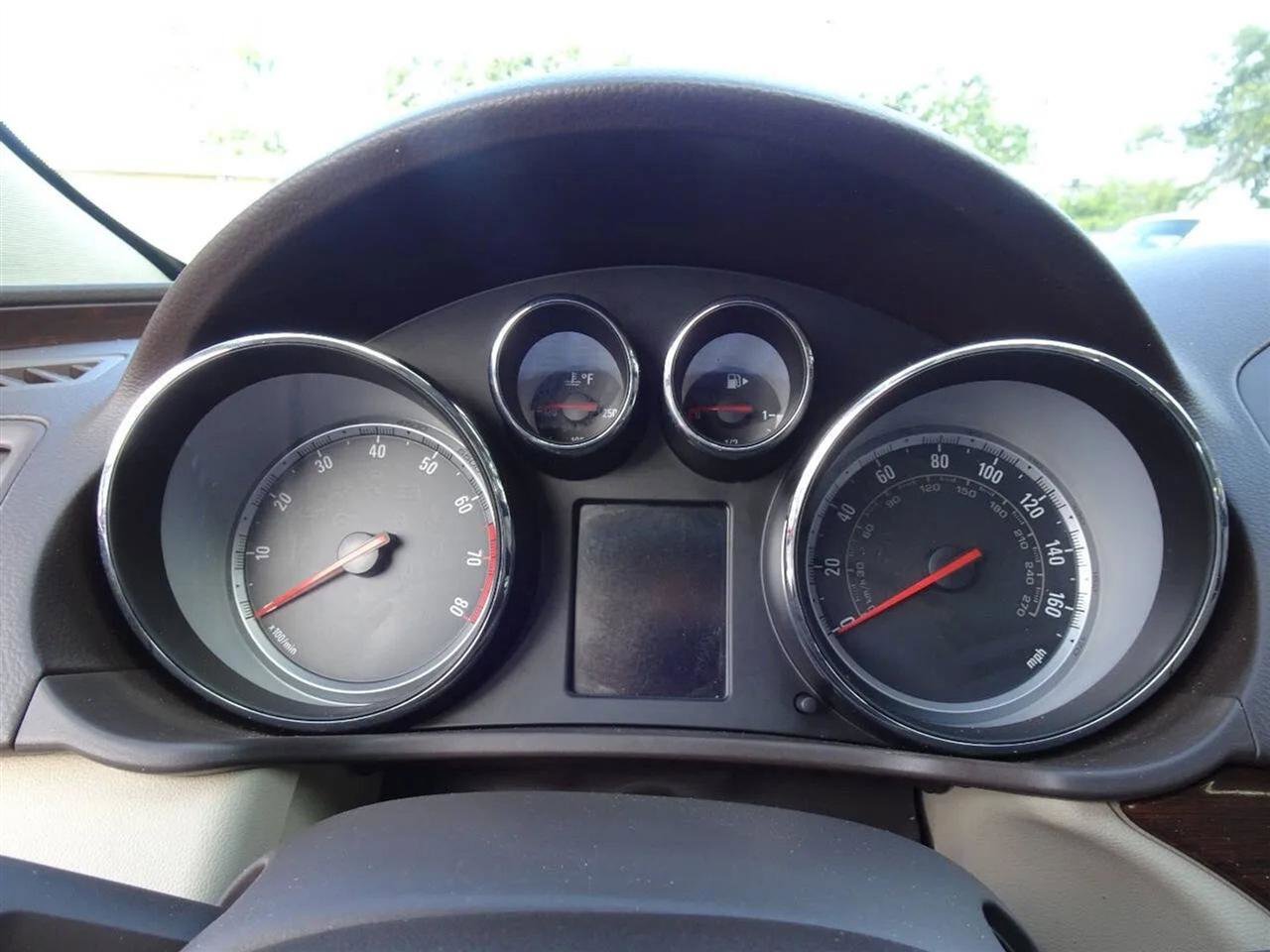 Used 2011 Buick Regal CXL w/ RL2 Preferred Equipment Group FWD image 28