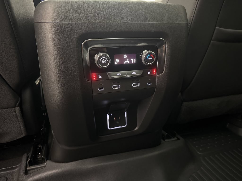 Used 2025 Chevrolet Tahoe Premier AWD/4WD image 71