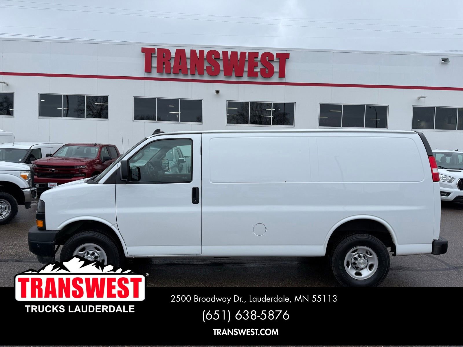 Used 2021 Chevrolet Express 2500 w/ Driver Convenience Package image 2