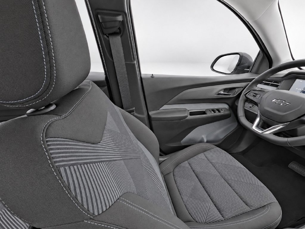 New 2027 Chevrolet Bolt LT w/ Comfort Package FWD image 28