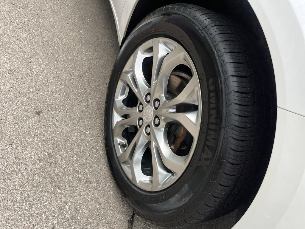 Used 2020 Buick Enclave Avenir w/ Avenir Technology Package FWD image 39