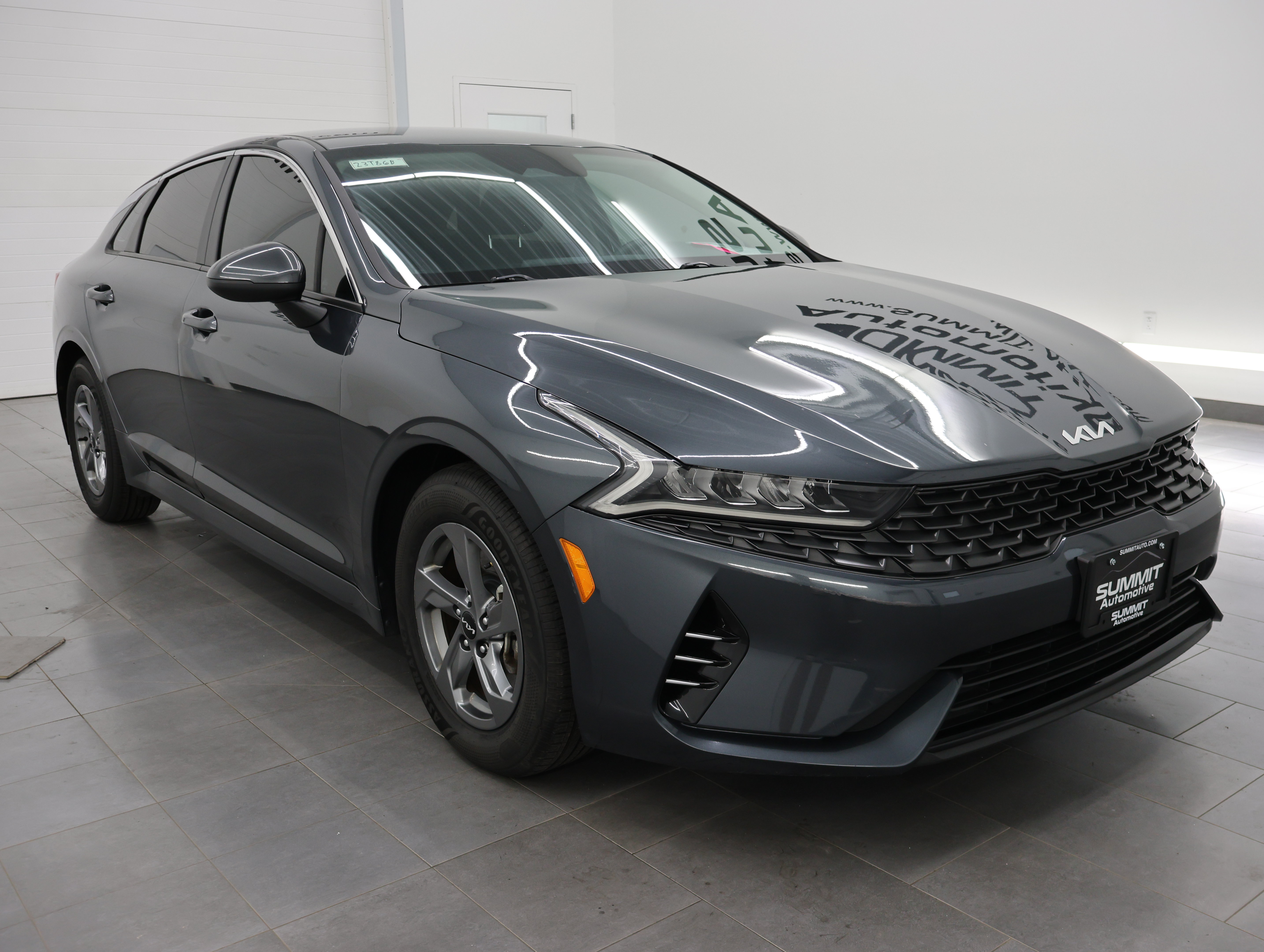 Used 2023 Kia K5 LXS FWD image 2