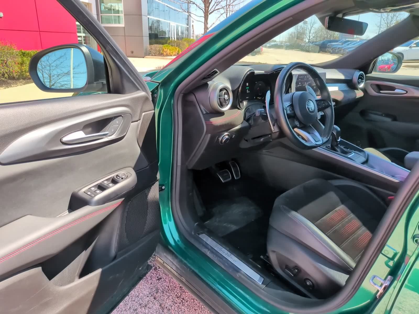 Used 2024 Alfa Romeo Tonale Veloce image 19