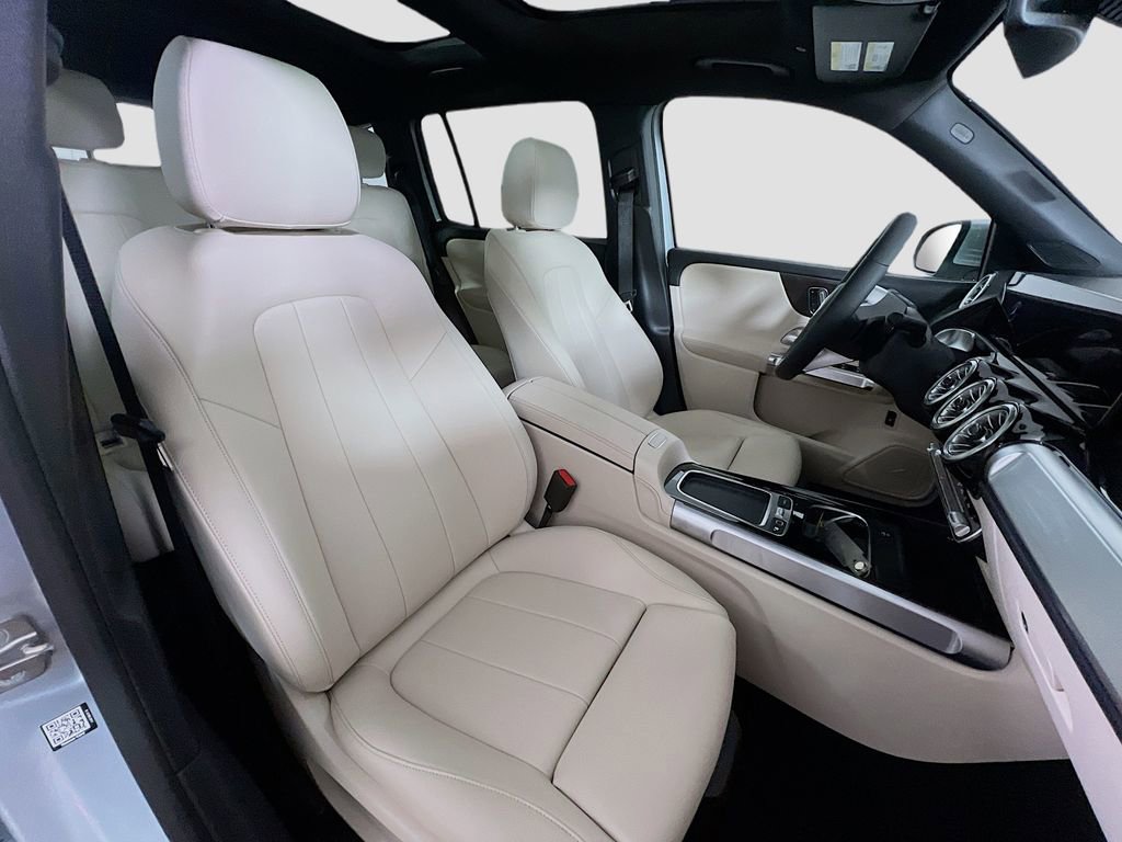 New 2026 Mercedes-Benz GLB 250 4MATIC image 29