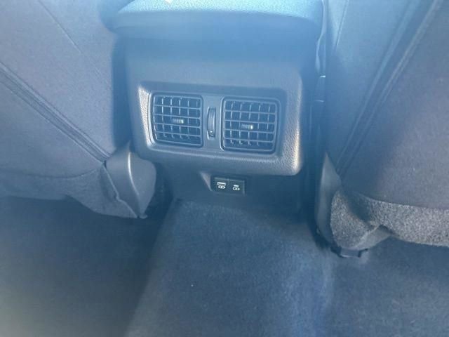 Used 2025 Toyota Camry LE image 18