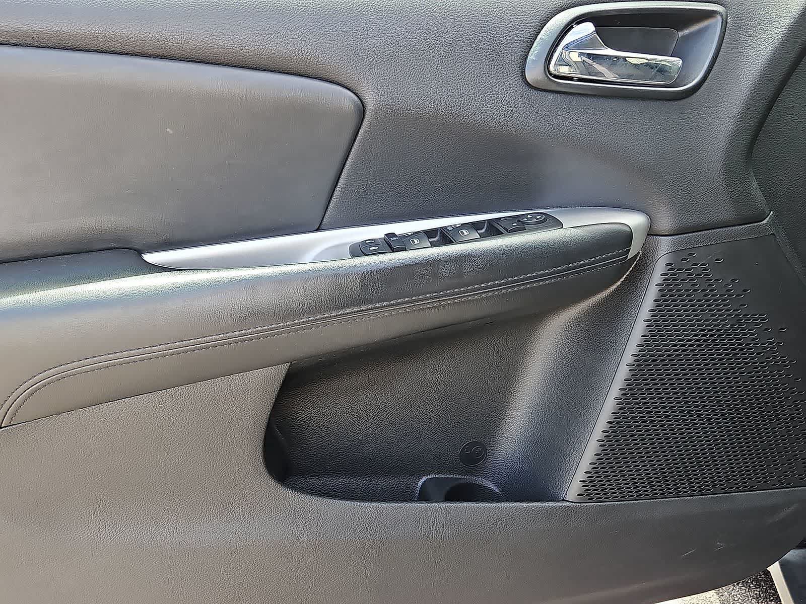 Used 2014 Dodge Journey SE w/ Flexible Seating Group FWD image 26