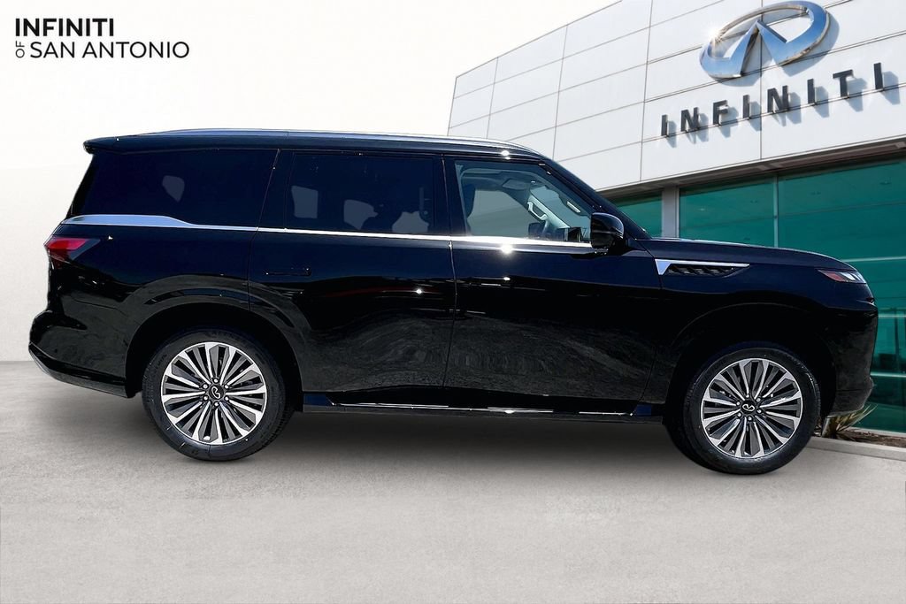 New 2027 INFINITI QX80 Luxe RWD image 8