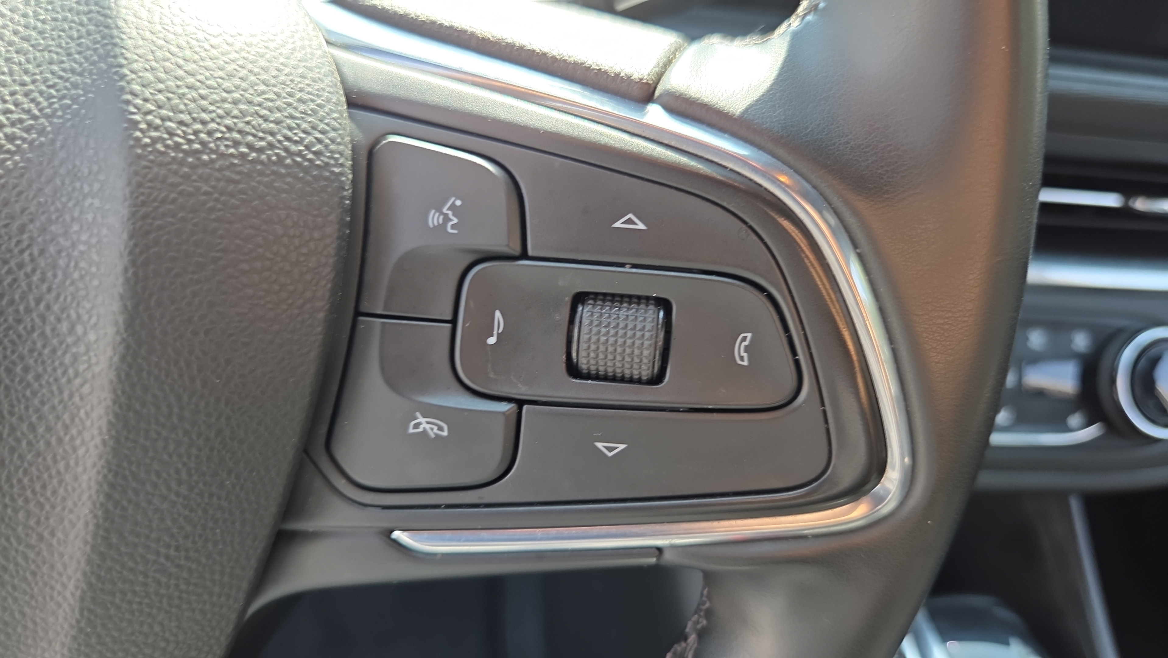 Certified 2024 Buick Envista Preferred w/ Convenience I Package FWD image 25