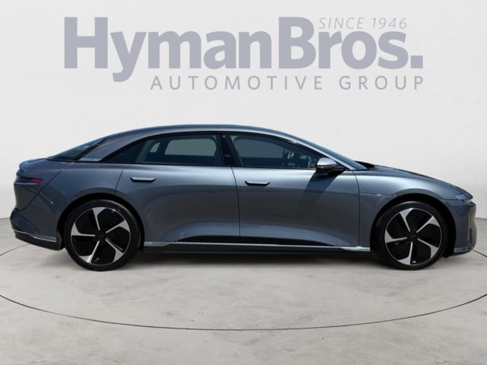 Used 2025 Lucid Air Grand Touring AWD/4WD image 2