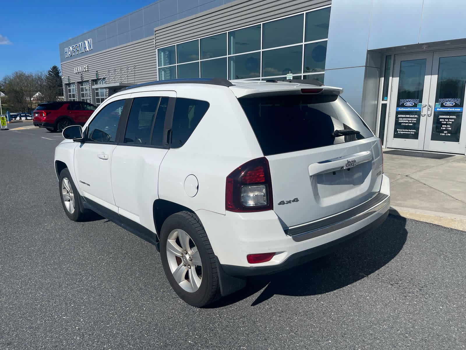 Used 2015 Jeep Compass High Altitude image 3