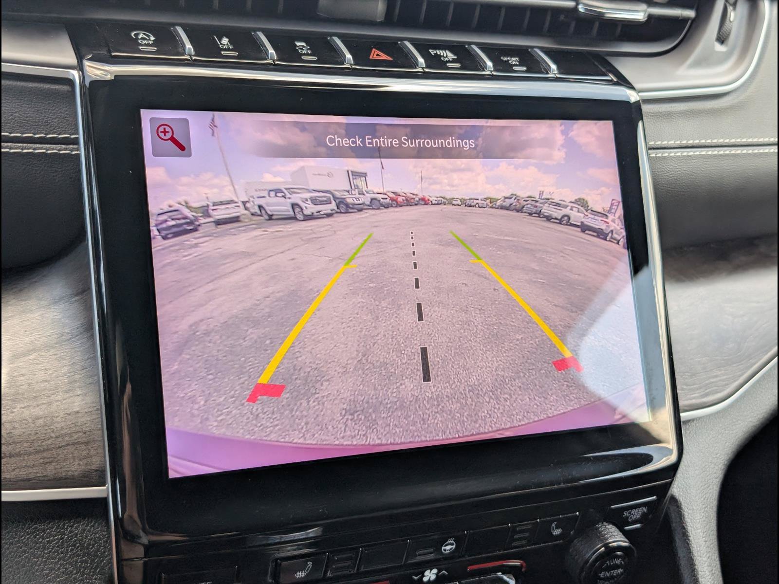 Used 2024 Jeep Grand Cherokee Limited RWD image 19