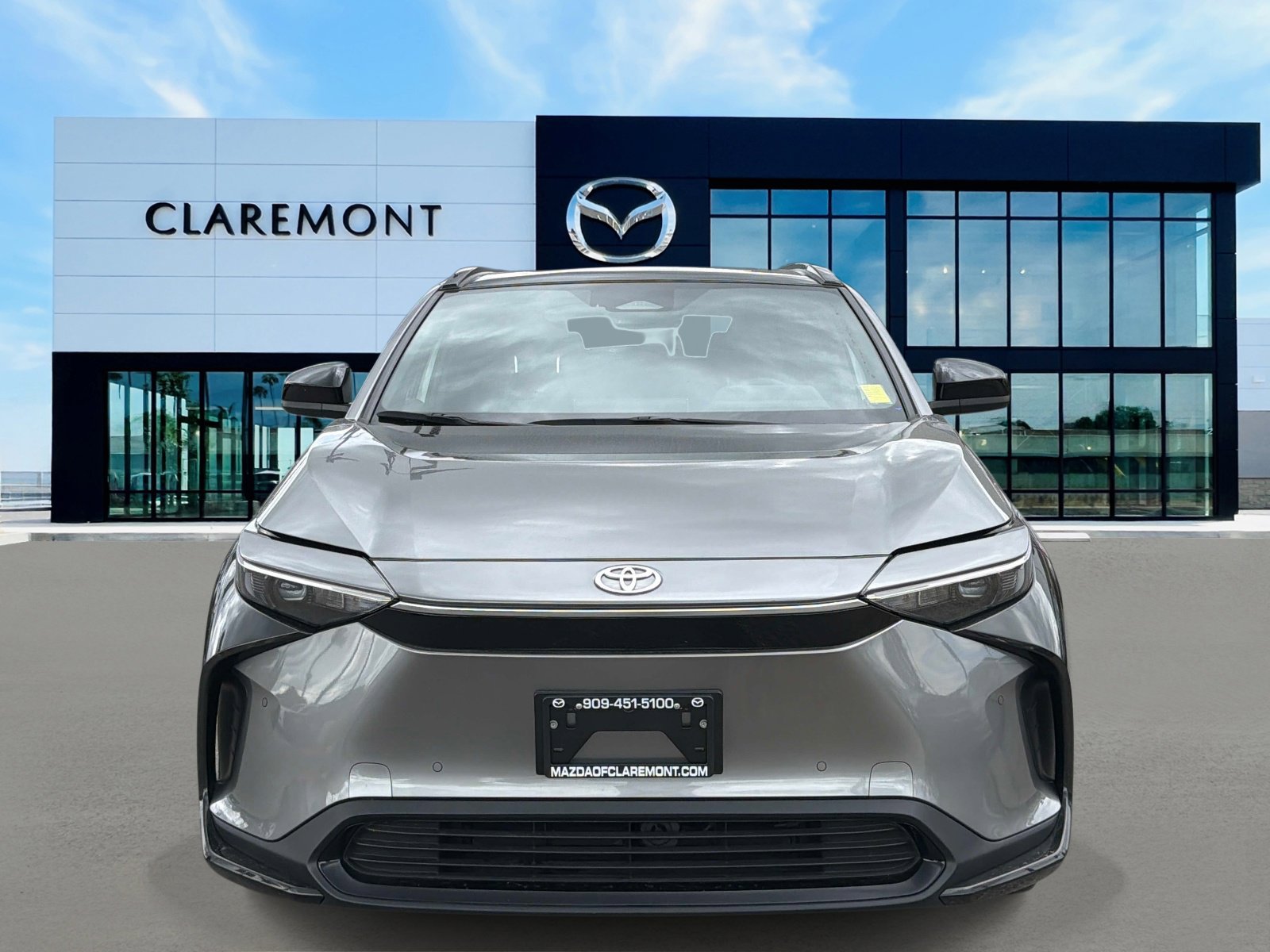 Used 2025 Toyota bZ4X FWD w/ Weather Package image 2
