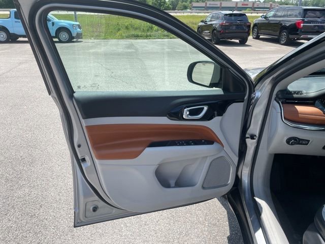 Used 2022 Jeep Compass Limited AWD/4WD image 20