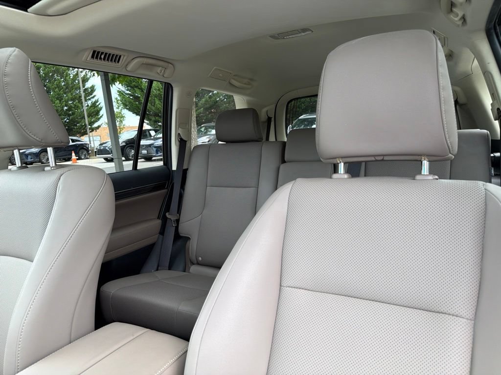 Certified 2023 Lexus GX 460 Premium w/ Premium Package AWD/4WD image 15