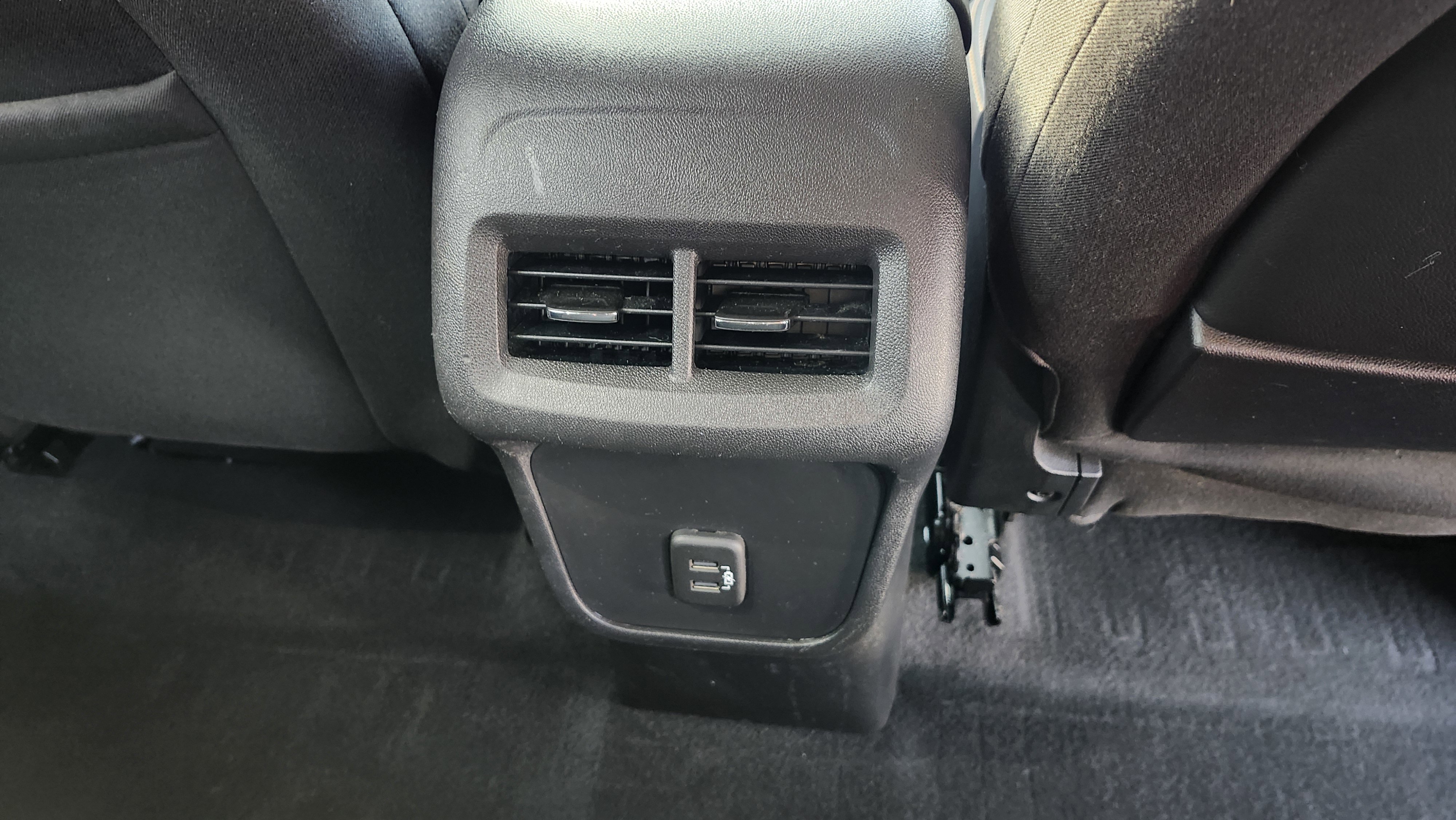 Used 2019 GMC Terrain SLE w/ LPO, Floor Liner Package image 20