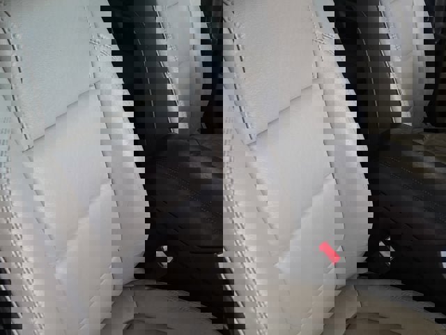 Used 2013 Ford Explorer XLT image 5