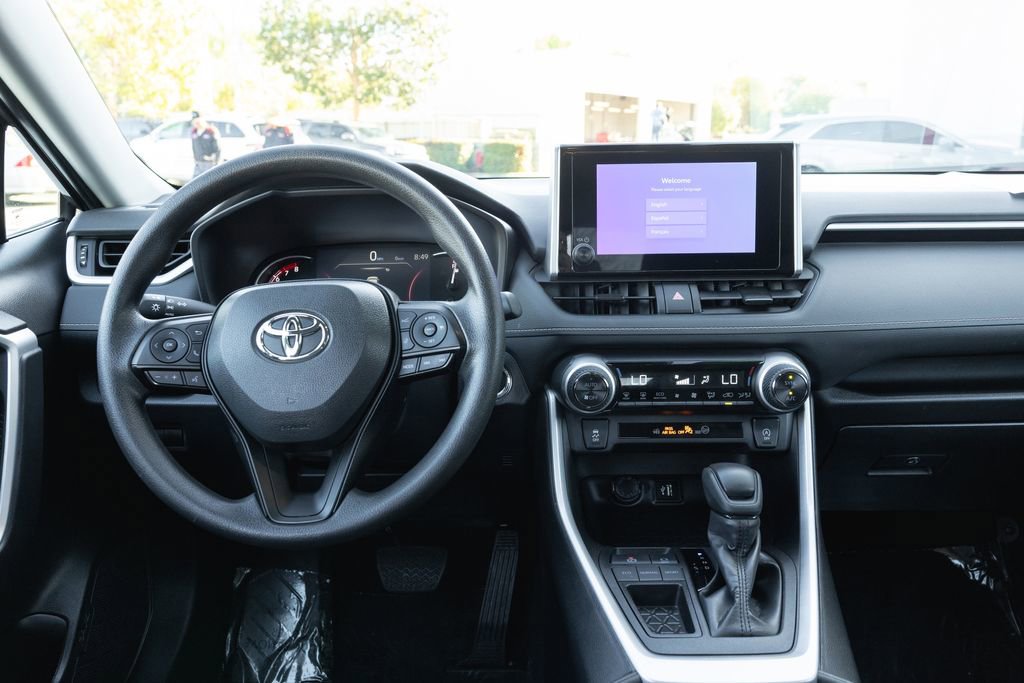 Certified 2024 Toyota RAV4 XLE image 28