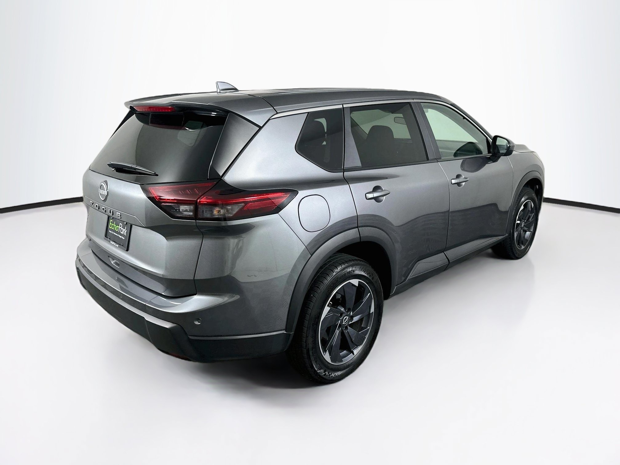 Used 2025 Nissan Rogue SV FWD image 9