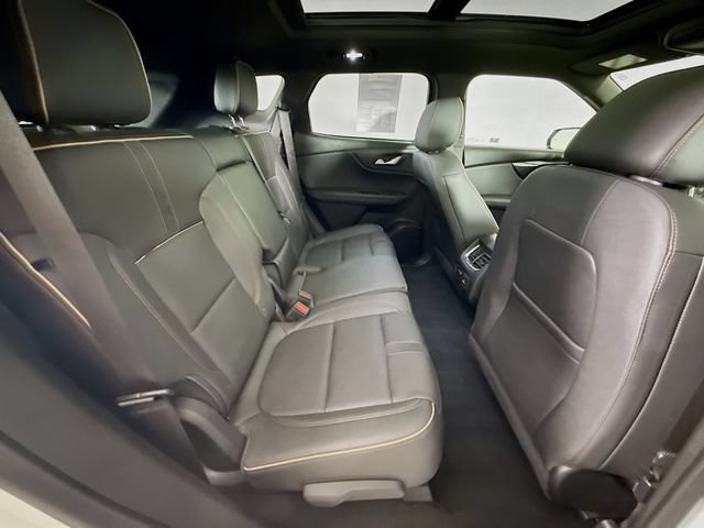 Used 2024 Chevrolet Blazer Premier w/ Enhanced Convenience Package AWD/4WD image 28