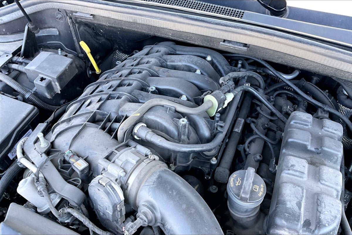Used 2023 Dodge Durango GT AWD/4WD image 34