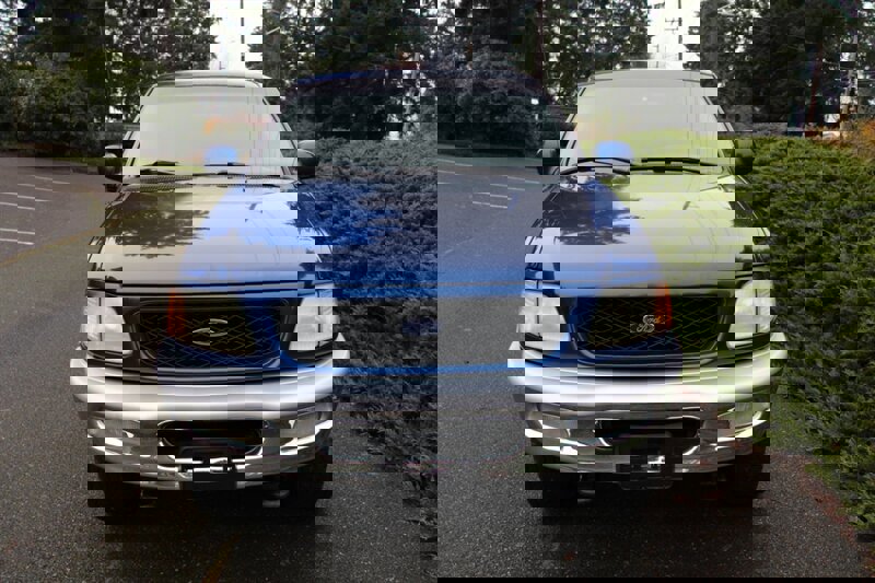 Used 1998 Ford F150 Lariat image 8